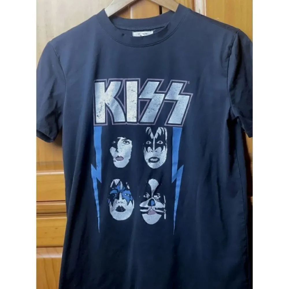 KISS Rock And Roll Graphic T Shirt Maurices Women’s Size XS